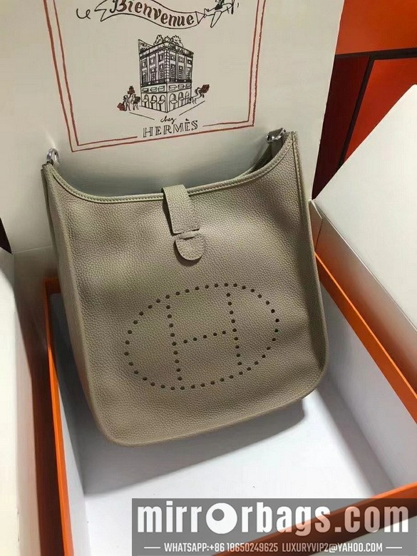 Hermes Replica Bags Herme Evelyne 28x30x9cm 080505 AM-4