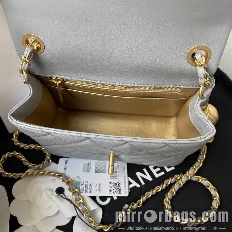 Chanel Replica Bags 17cm 012301 BL 4