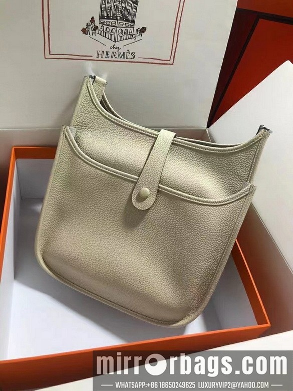 Hermes Replica Bags Herme Evelyne 28x30x9cm 080505 AM-2