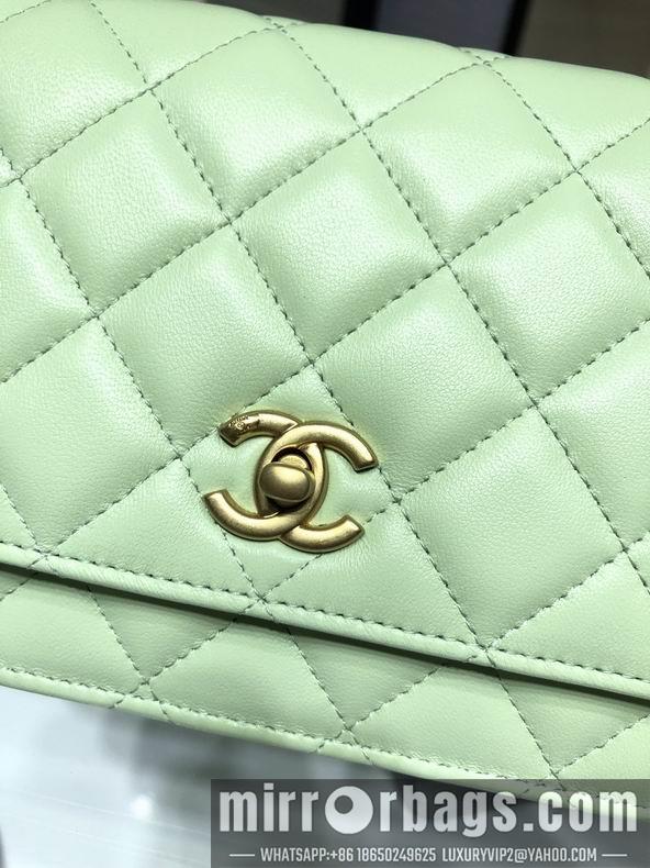 Chanel Replica Bags AP1450 Y8680 19CM al02