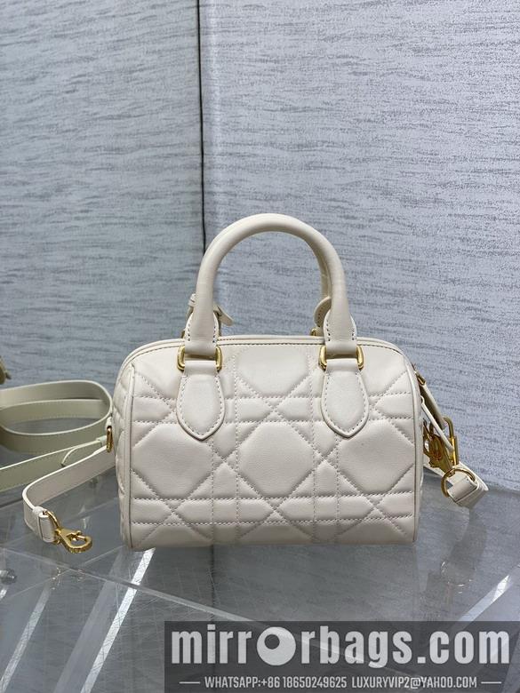 Dior Replica Bags Dior Groove 20.5x13.5x12cm wo