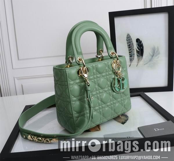 Dior Replica Bags Dior Lady D6806-1 20x16.5x8cm wo