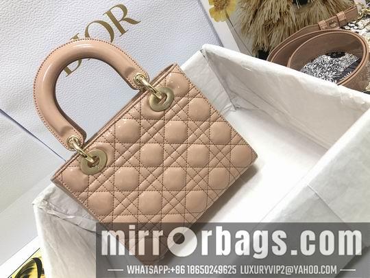 Dior Replica Bags Dior Lady M0538 漆皮字母20x16.5x8cm wz