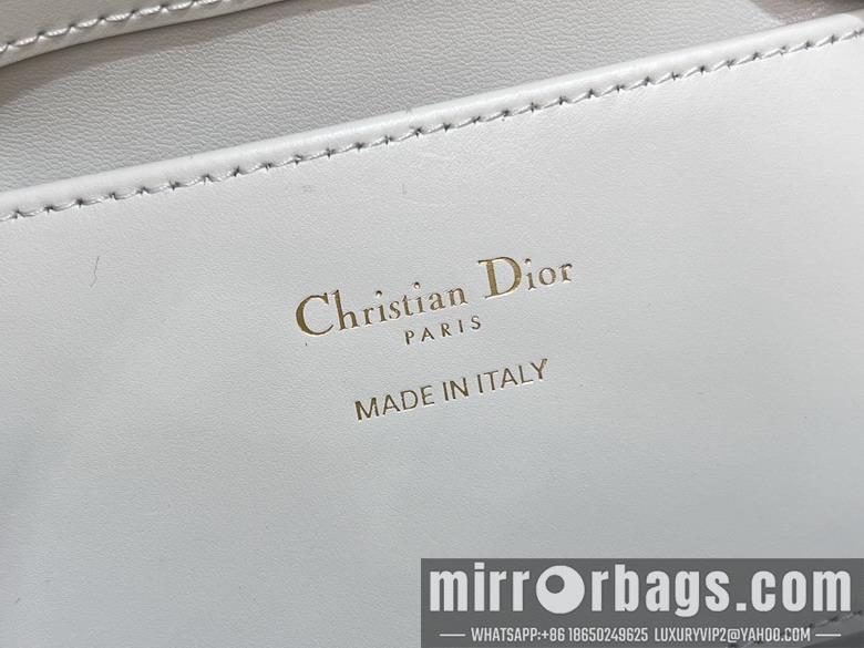 Dior Replica Bags Dior 2835 16x18x12cm yz4