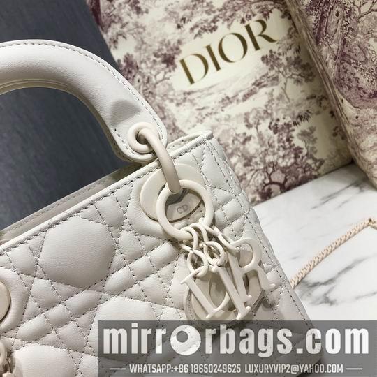 Dior Replica Bags Dior Lady M0560 17x15x7cm wo