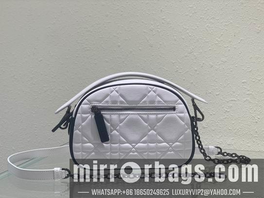 Dior Replica Bags Dior信使包 22cm yz