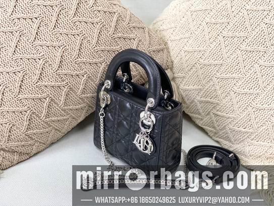 Dior Replica Bags Dior Lady M673 mini17x15x7cm wo