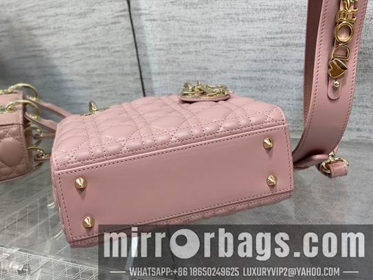 Dior Replica Bags Dior Lady M0538复古粉羊金 20cm wz2色