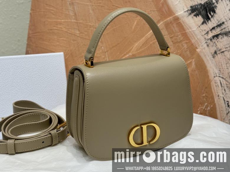 Dior Replica Bags Dior Montaigne 9371 19x12x8cm wo1