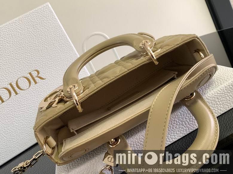 Dior Replica Bags M0613 22X12X6cm YG 4colour