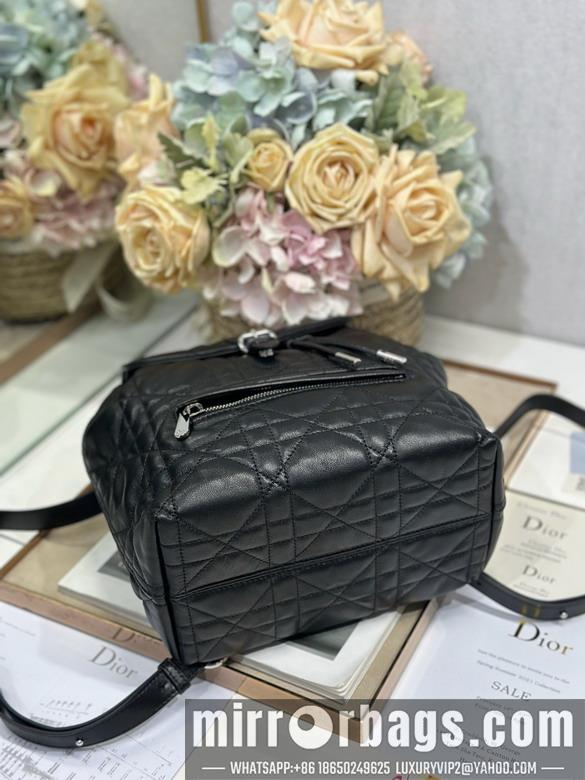 Dior Replica Bags Dior D007 23x26.7x12.5cm yz