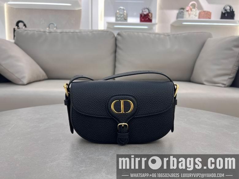 Dior Replica Bags Bobby M9335 21X12X5.1cm