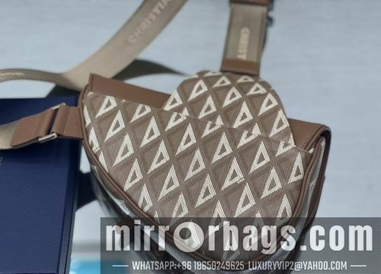 Dior Replica Bags Dior 咖啡色帆布26x19x4.5cm wz