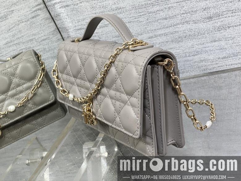 Dior Replica Bags Dior 0604 21x11x5cm wo