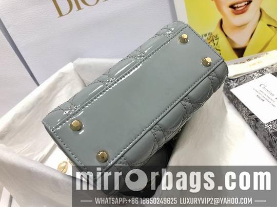 Dior Replica Bags Dior Lady M0505 17x15x7cm wz1