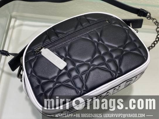 Dior Replica Bags Dior信使包 22cm yz