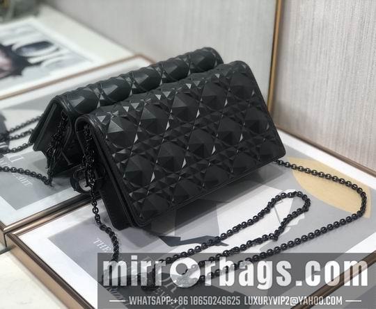 Dior Replica Bags Dior D6702钻石压纹 22x12x3cm wz