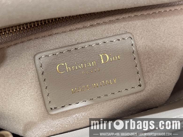 Dior Replica Bags M0505 17X15X7cm YG 3colour