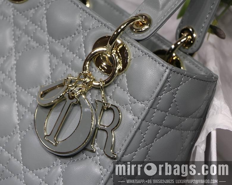 Dior Replica Bags AXM8013 20X16.5X8