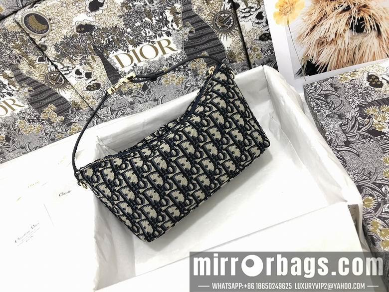 Dior Replica Bags S5554 22X13X9.5cm YG 3colour