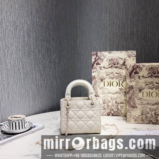 Dior Replica Bags Dior Lady M0560 17x15x7cm wo