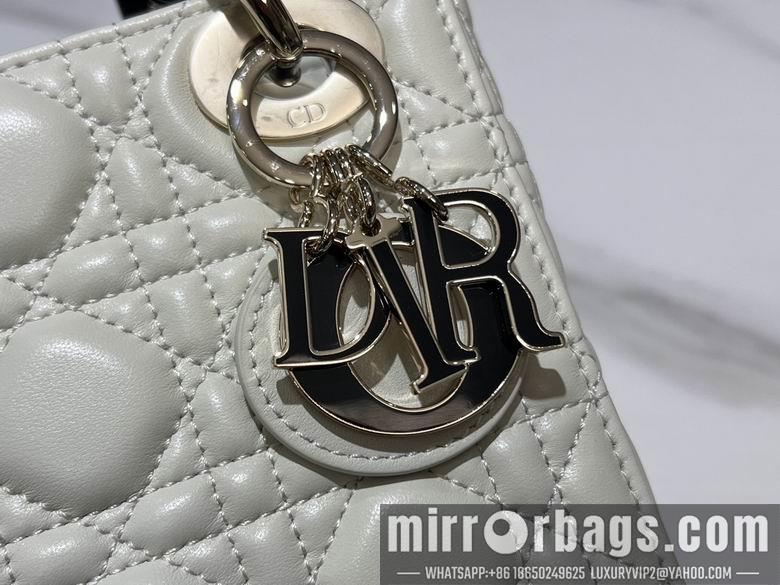 Dior Replica Bags M0505 17X15X7cm YG 3colour