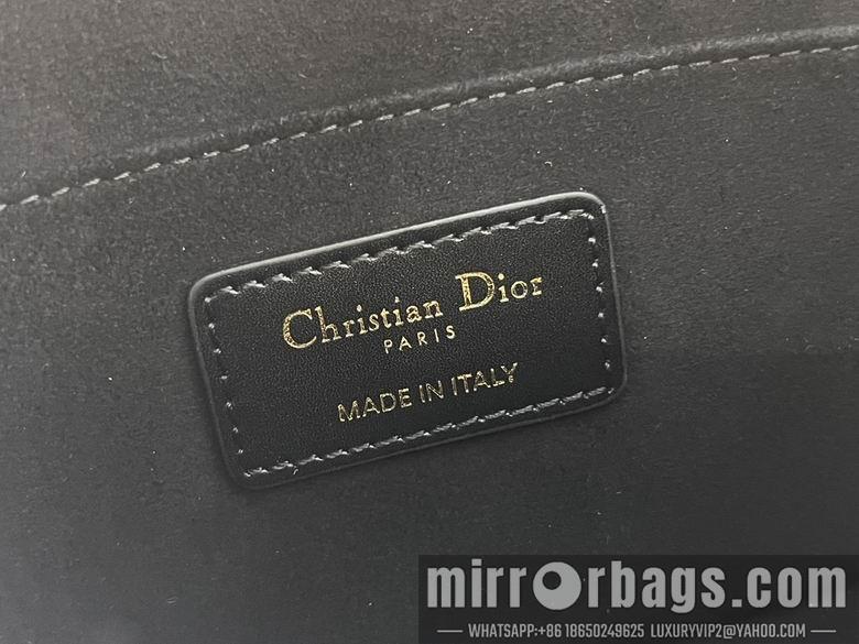 Dior Replica Bags Bobby S5713 17.5X11X3.5cm