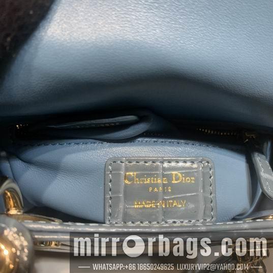 Dior Replica Bags Dior Lady鳄鱼压纹17x7.5x14cm yz