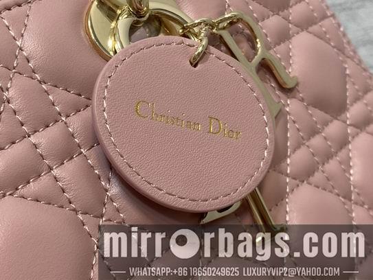 Dior Replica Bags Dior Lady M0567复古粉羊金32cm wz