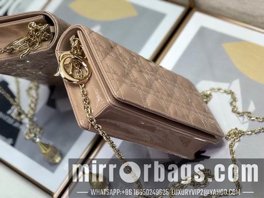 Dior Replica Bags Dior D6602漆皮藤格纹 22x12x3cm wz