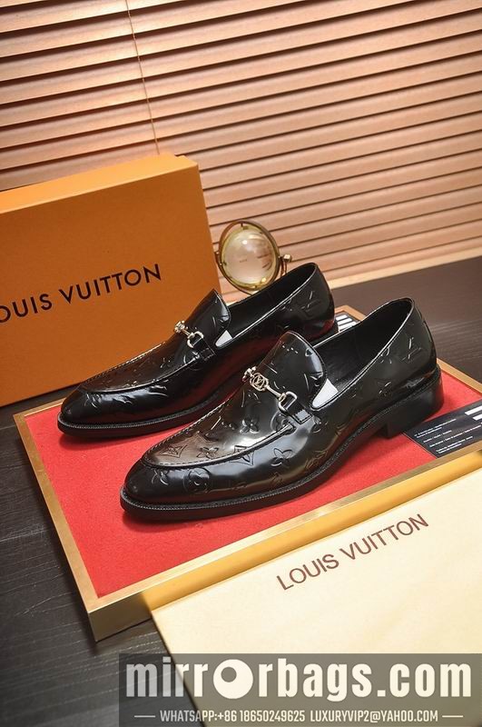 LV Replica Shoes LV sz38-45 hnh0313