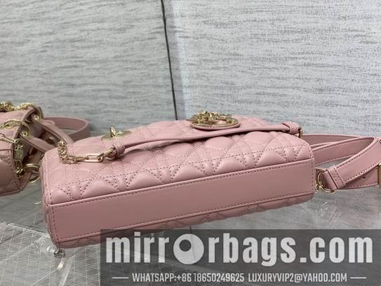 Dior Replica Bags Dior Lady M0540复古粉羊金 26x6x14cm wz