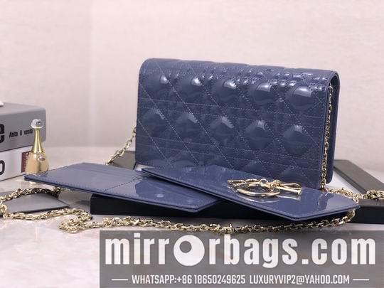 Dior Replica Bags Dior D6602漆皮藤格纹 22x12x3cm wz