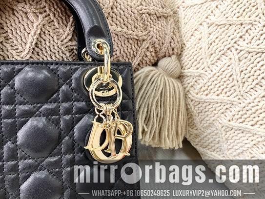 Dior Replica Bags Dior Lady M673 mini17x15x7cm wo