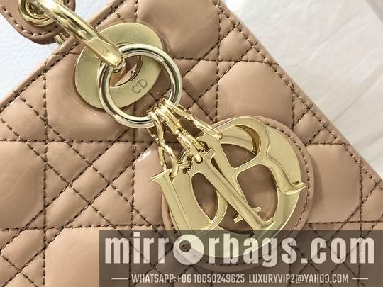 Dior Replica Bags Dior Lady M0538 漆皮字母20x16.5x8cm wz