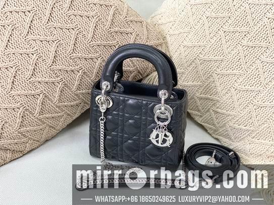 Dior Replica Bags Dior Lady M673 mini17x15x7cm wo