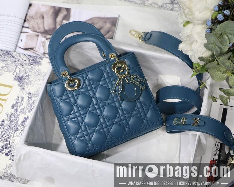 Dior Replica Bags AXM8013 20X16.5X8