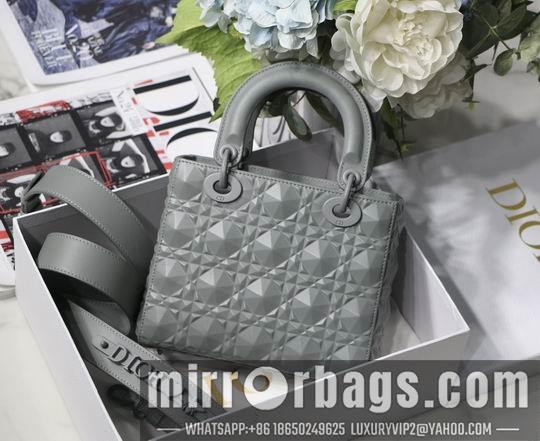 Dior Replica Bags Dior Lady M6004 20x16.5x8cm wz