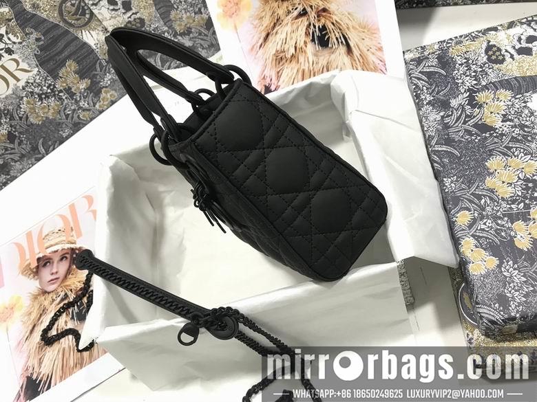 Dior Replica Bags AXM0564 17 x 15 x 7