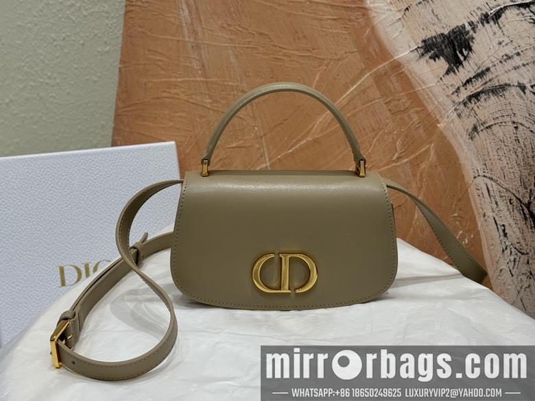 Dior Replica Bags Dior Montaigne 9370 19x9x8cm wo1