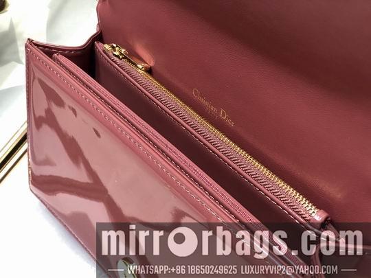 Dior Replica Bags Dior D6602漆皮藤格纹 22x12x3cm wz