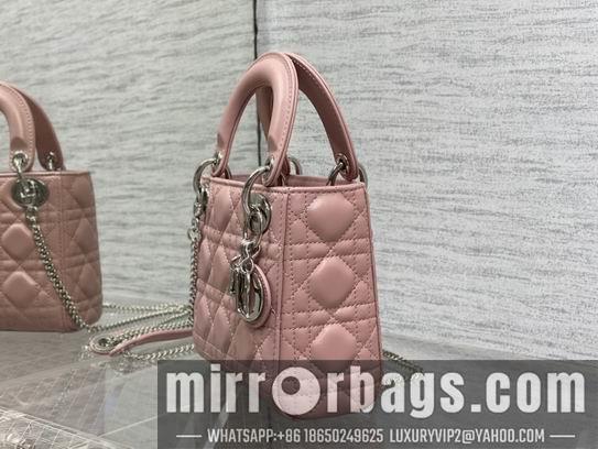 Dior Replica Bags Dior Lady M0505复古粉羊银 17cm wz