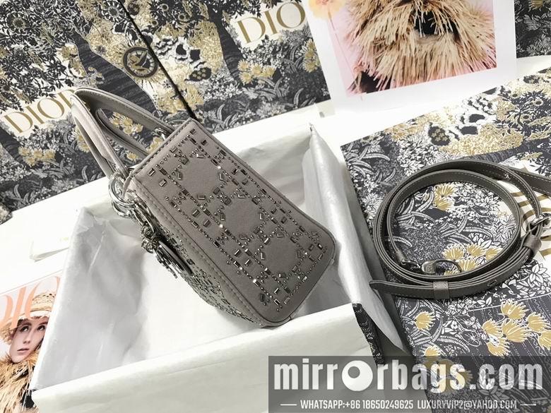 Dior Replica Bags BNM0505 17×15×7