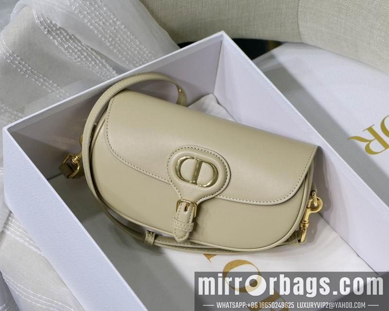 Dior Replica Bags DIOR M8013 22x13x5cm yz3