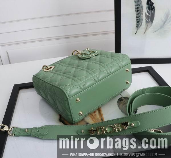 Dior Replica Bags Dior Lady D6806-1 20x16.5x8cm wo