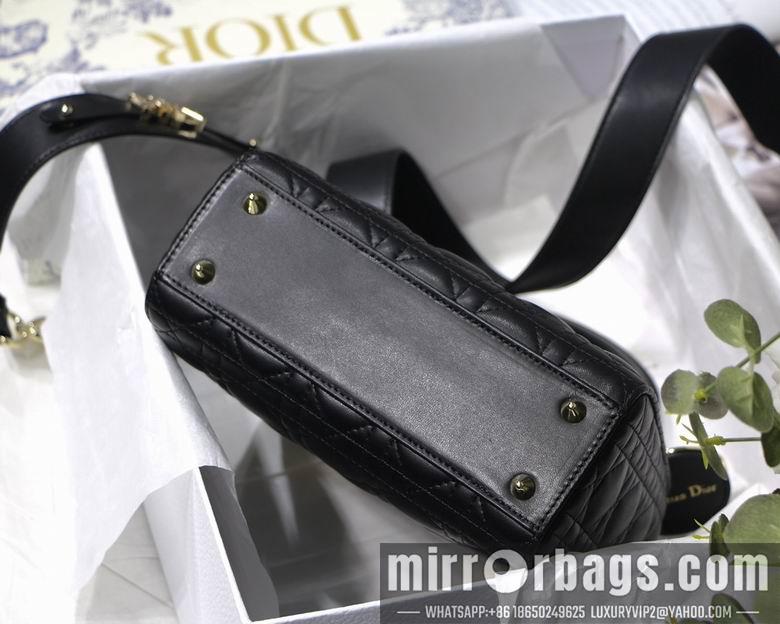 Dior Replica Bags AXM8013 20X16.5X8