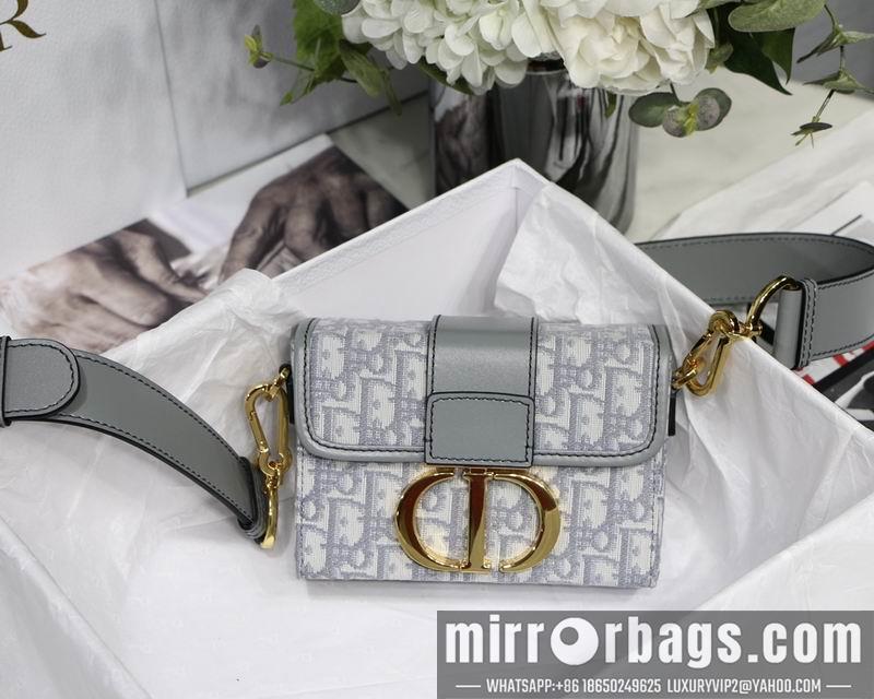 Dior Replica Bags DIOR 9032 17.5x11.5x5cm yz