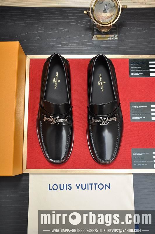 LV Replica Shoes LV sz38-45 hnh0335