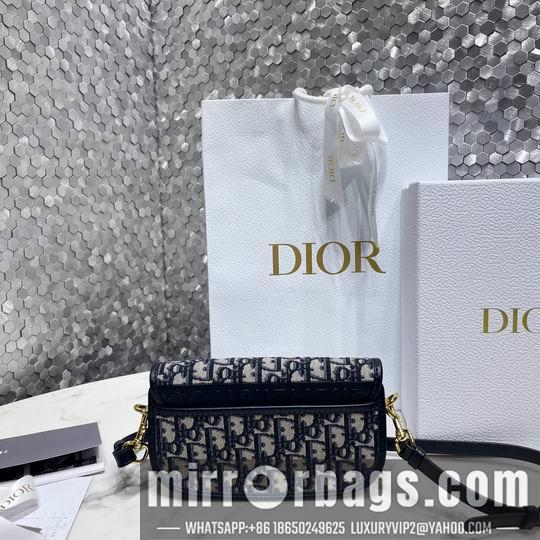 Dior Replica Bags Dior Bobby M9327 22x13x5cm wo