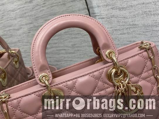 Dior Replica Bags Dior Lady M0540复古粉羊金 26x6x14cm wz